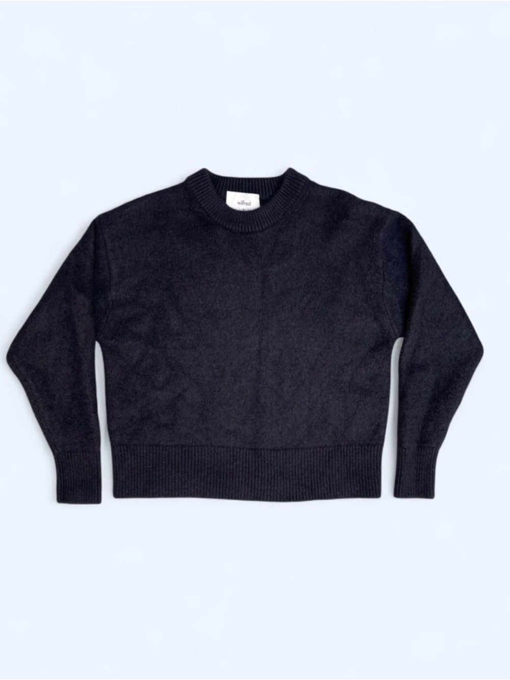 Aritzia Wilfred 100% Cashmere Black Crewneck sweater Luxury Minimalist Classic M
